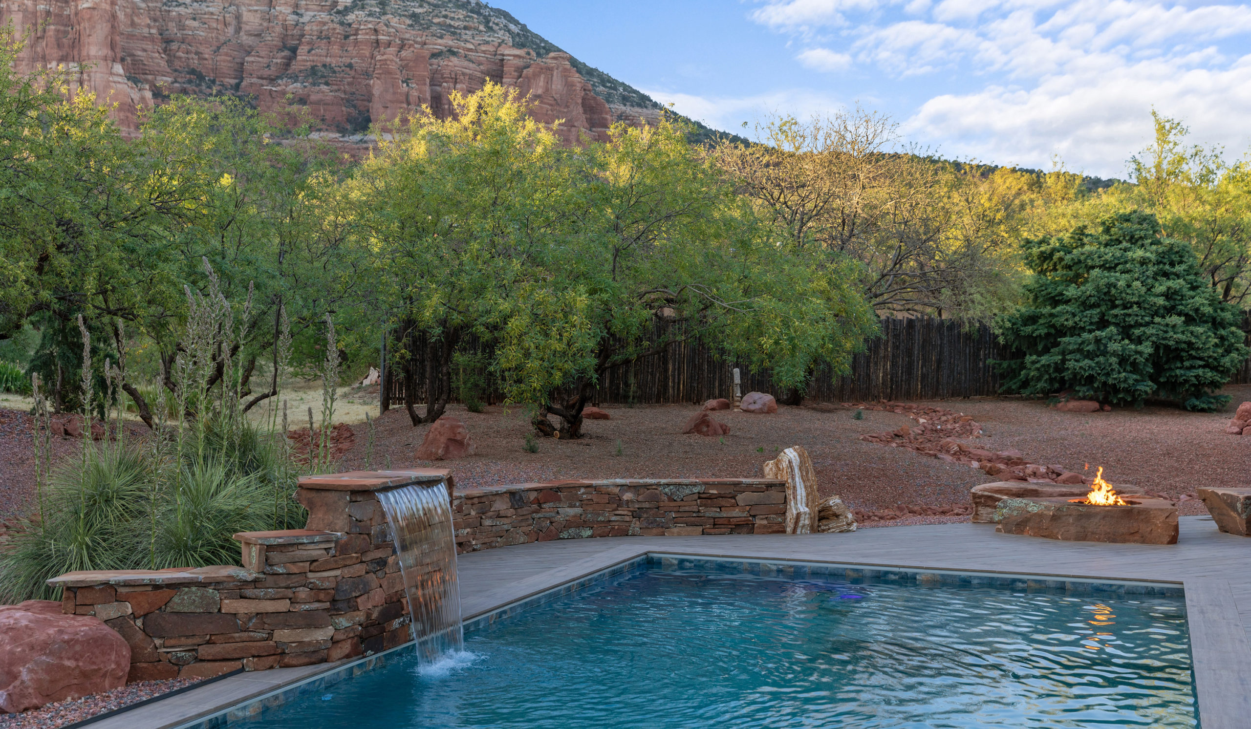 Sedona_pool_landscaping